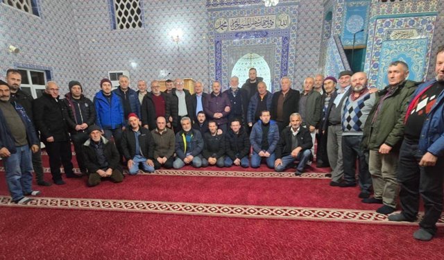 BAŞKAN KOÇAL’DAN MAHMUTLU MAHALLESİ’NE İFTAR ZİYARETİ