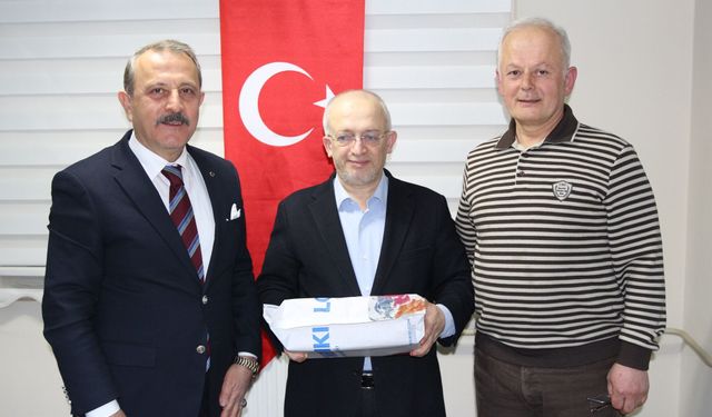 VAKFIKEBİR BELEDİYESİNDE VEFA DOLU VEDÂ: ALİ BATUR EMEKLİYE AYRILDI