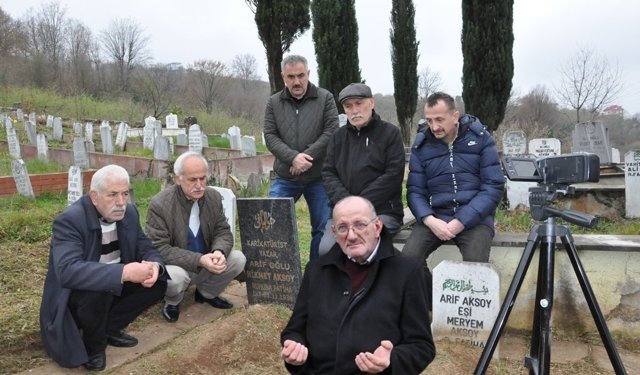 GAZETECİ HİKMET AKSOY ÖLÜMÜNÜN 6. YILINDA KABRİ BAŞINDA ANILDI