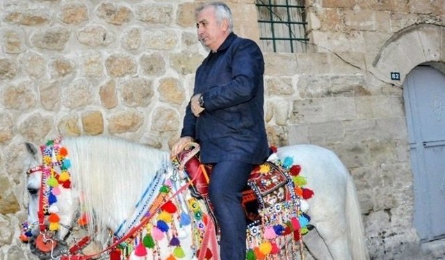 AĞASAR KÜLTÜRÜNDE VE DAYANIŞMASINDA İZ BIRAKAN KİŞİ