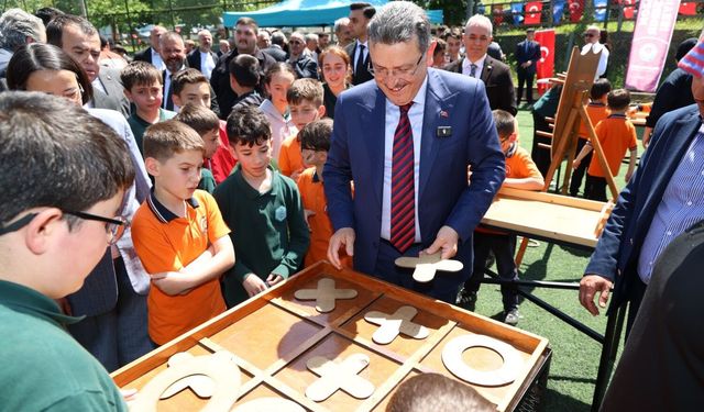 BAŞKAN GENÇ: “ÇOCUKLARIMIZ İÇİN ÇALIŞMAYA DEVAM EDECEĞİZ”