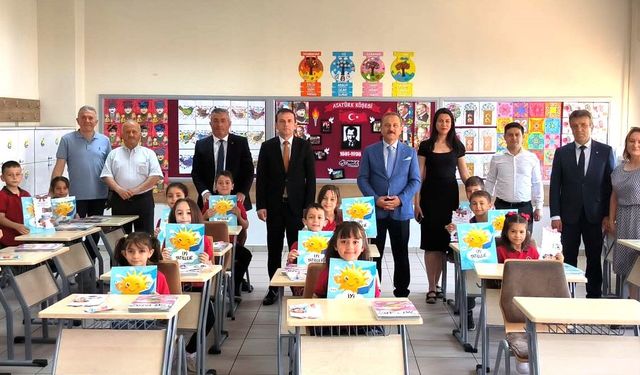 VAKFIKEBİR'DE KARNE HEYECANI, ÖĞRENCİLER YAZ TATİLİNE MERHABA DEDİ