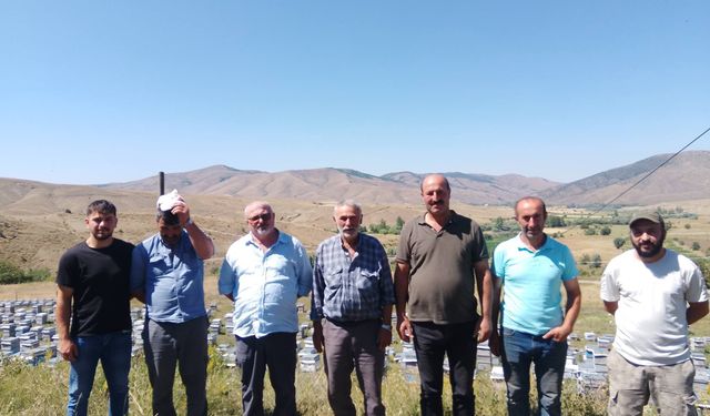 BAŞKAN AKSOY SAHADAKİ ÇALIŞMALARINI ARALIKSIZ SÜRDÜRÜYOR