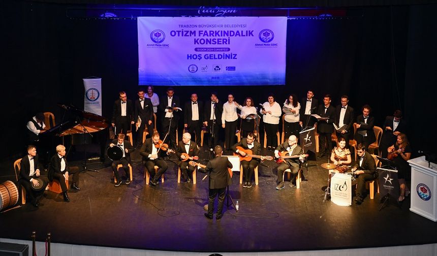 OTİZMLİ BİREYLERDEN UNUTULMAZ KONSER