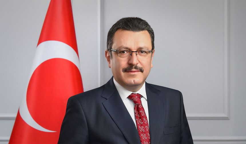 BAŞKAN GENÇ: "ÖĞRENCİLERİMİZİN BAŞARISINA KİMSE GÖLGE DÜŞÜREMEZ"