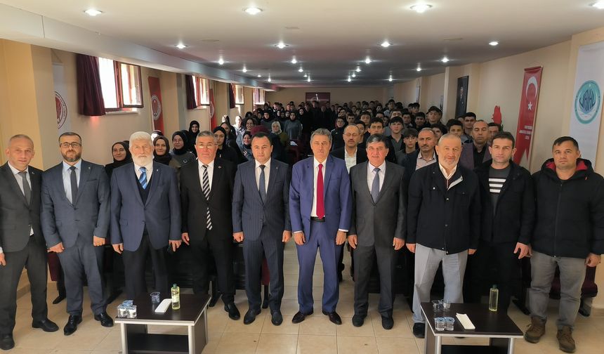 MİLLİ VE MANEVİ DEĞERLER, KİŞİSEL GELİŞİM VE HEDEF BELİRLEME KONFERANSI