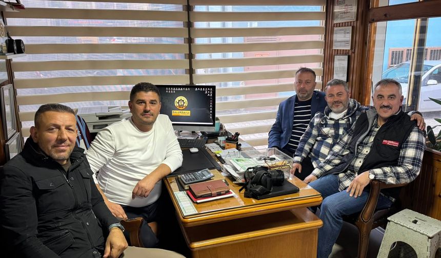 ANAHTAR PARTİ'DEN GAZETEMİZE 'GAZETECİLER GÜNÜ' ZİYARETİ