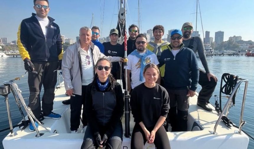 TRABZON AKYAZI YELKEN KULÜBÜ KENDİ SINIFINDA 4.CÜ OLDU