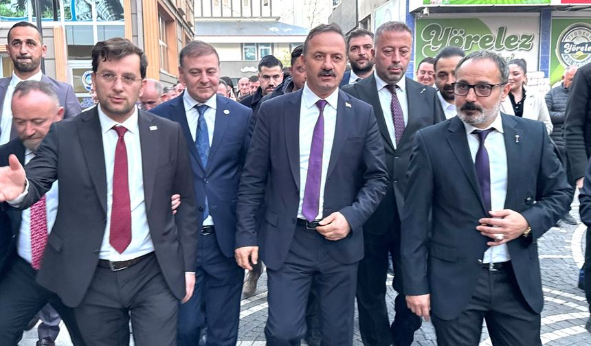 GENEL BAŞKAN YAVUZ AĞIRALİOĞLU VAKFIKEBİR’DE ESNAF’LA BULUŞTU