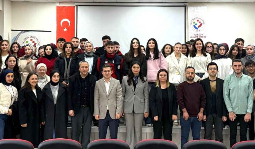 ŞALPAZARI MYO’ DA KARİYER ETKİNLİĞİ YAPILDI