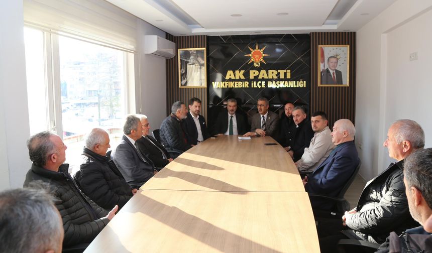 MİLLETVEKİLİ BAYRAKTAR VAKFIKEBİR’DE TEŞKİLATLA BULUŞTU