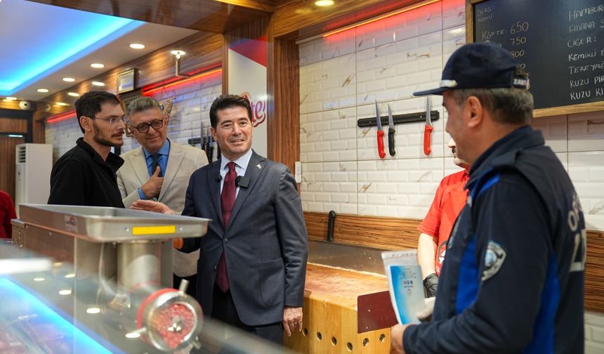 ORTAHİSAR BELEDİYESİ’NDEN TAVUK SATIŞI YAPAN İŞLETMELERE SIKI DENETİM