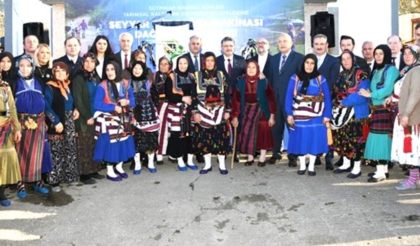 BÜYÜKŞEHİR'DEN ŞALPAZARI’NDA 40 ÜRETİCİYE SAĞIM MAKİNASI DESTEĞİ