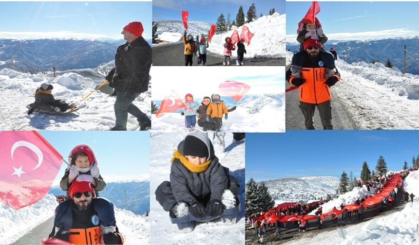 Geleceğe Miras Bırakan Babalar Anneler Evlatlarıyla Anlamlı Yürüyüşe Renk Kattılar