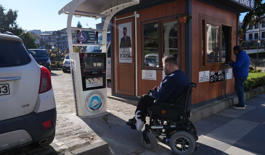 ORTAHİSAR BELEDİYESİ, ENGELLİ ARAÇ ŞARJ İSTASYONU KURDU