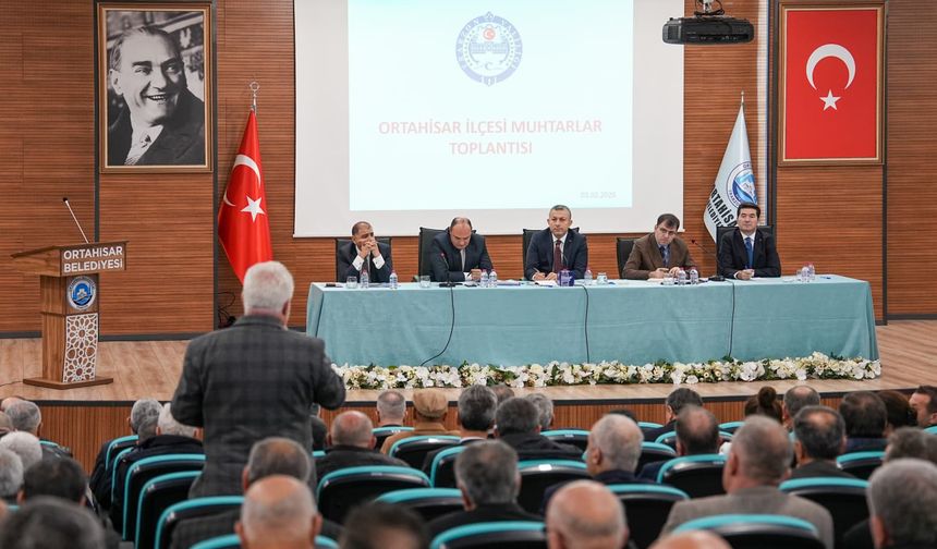 BAŞKAN KAYA MUHTARLAR TOPLANTISINDA BİRLİK VE BERABERLİK MESAJI VERDİ