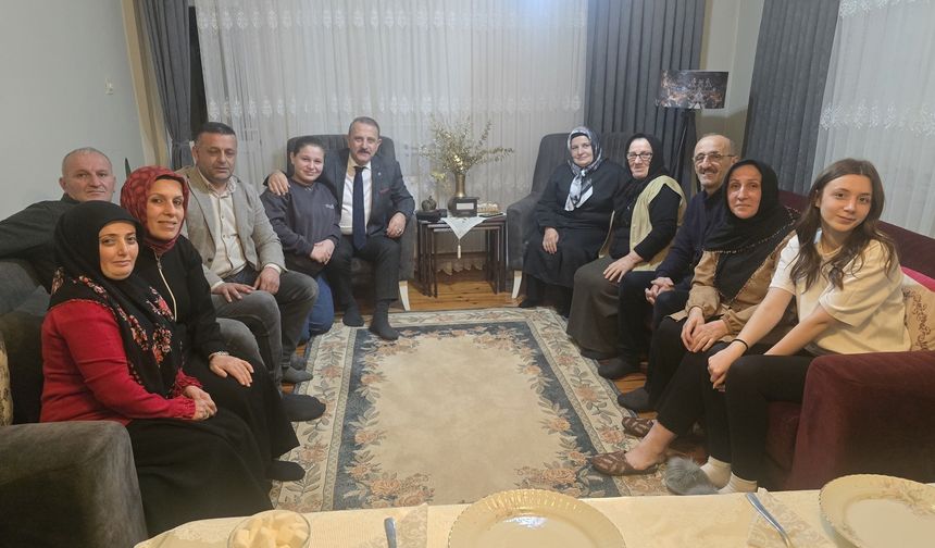 BAŞKAN FUAT KOÇAL GÖNÜL KÖPRÜLERİ KURMAYA DEVAM EDİYOR: "HER ŞEY VAKFIKEBİR İÇİN"