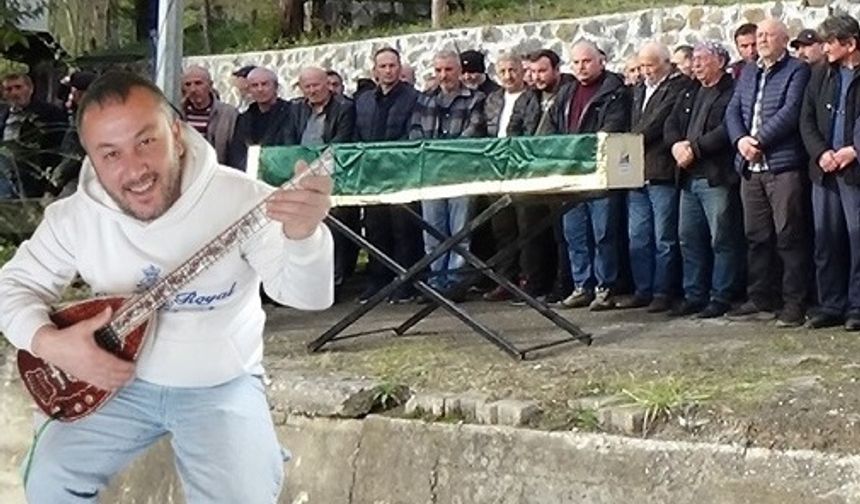 Sağlık Emekçisi ve Müzisyen Sami Bozbaş 45 Yaşında Gözyaşları Arasında Ebediyete Uğurlandı