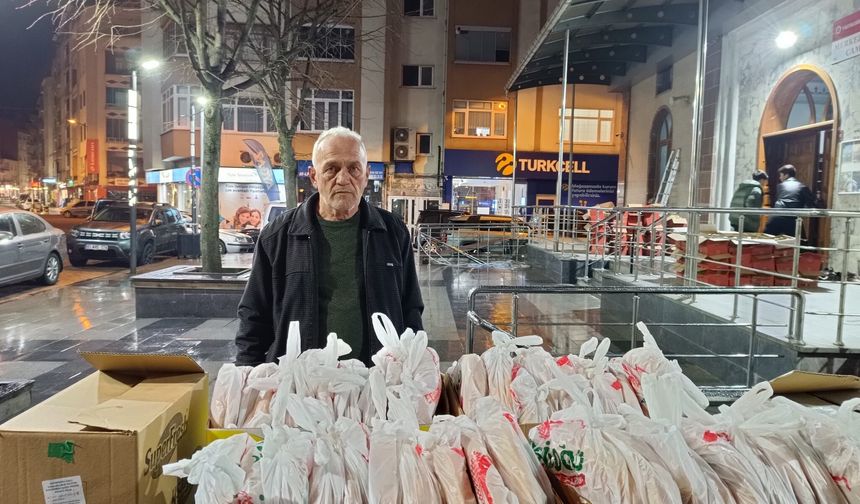 MUHTAR ÇAVDAR’DAN KADİR GECESİ İKRAMI