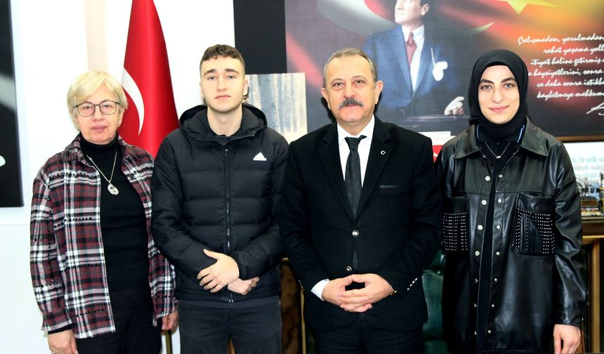 GENÇLERDEN AFET FARKINDALIĞI HAMLESİ