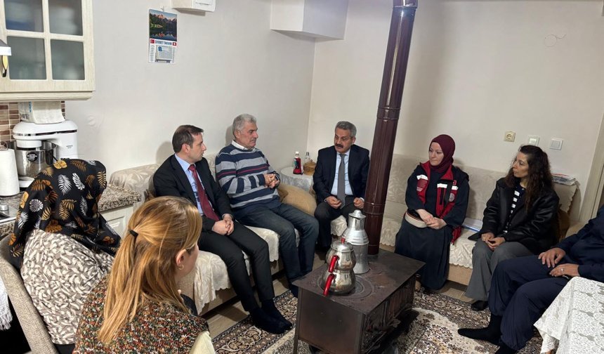 ULUSOY’DAN ŞEHİT YAKINLARI VE GAZİLERE ANLAMLI ZİYARET