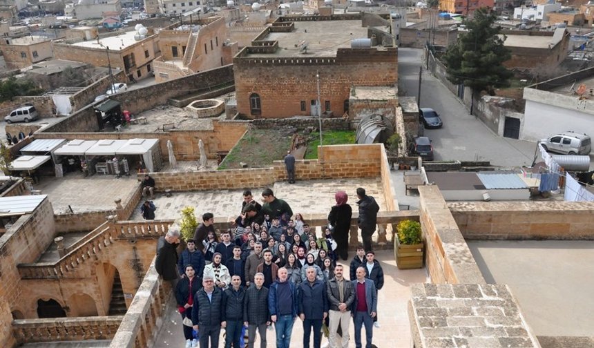 MARDİN TARİHİ ANLATILMAZ GEZEREK YAŞAYARAK ÖĞRENECEKSİN