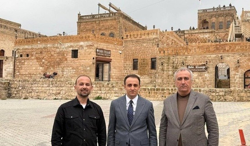 Keskin & Memiş Midyat’ta Buluşarak Hasret Giderdiler