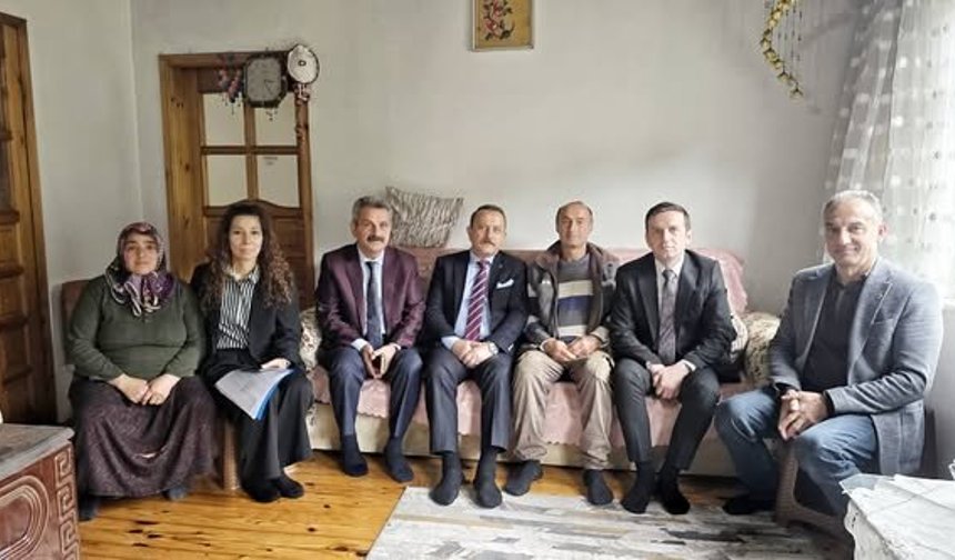 TUTULMADIK EL BIRAKMAYACAĞIZ