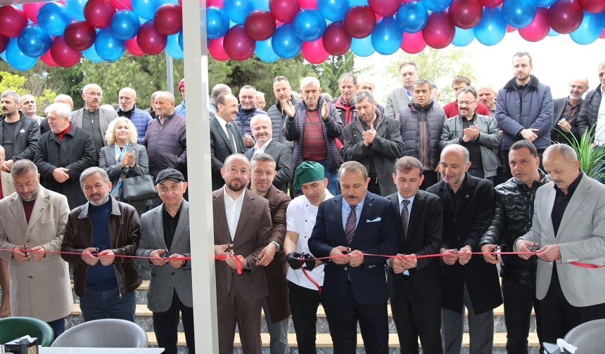 VAKFIKEBİR’DE “BAŞ KEBAPÇIM” DUALARLA AÇILDI