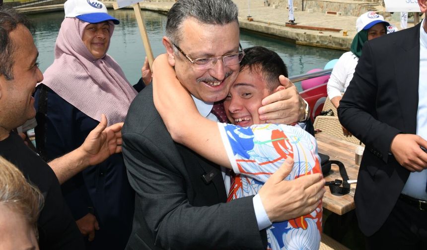 BÜYÜKŞEHİR’DEN TRABZON’DA ENGELLERİ KALDIRAN ŞENLİK