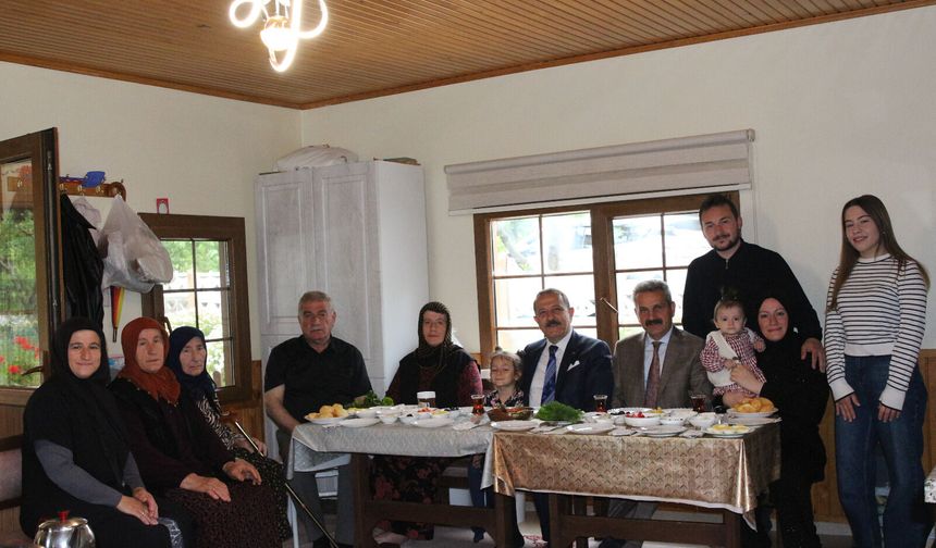 ÜÇ KUŞAK AYNI SOFRADA BULUŞTU