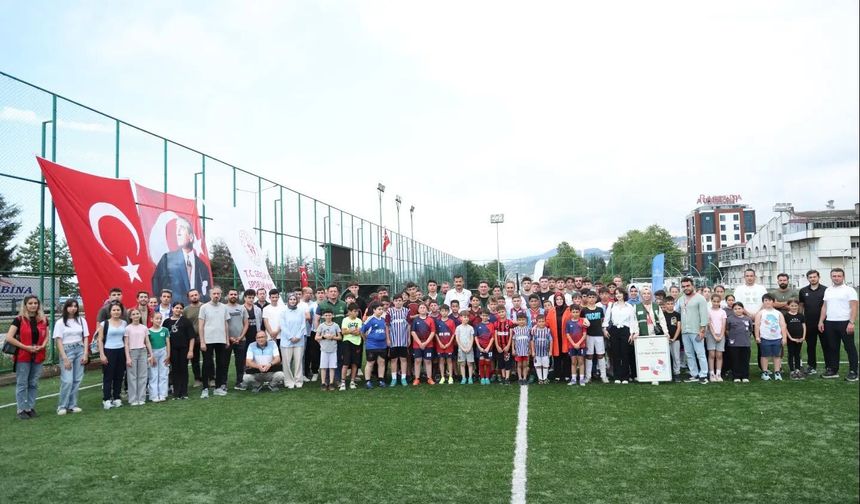 YAZ KULÜBÜ VE SPOR OKULLARI KAPILARINI AÇTI