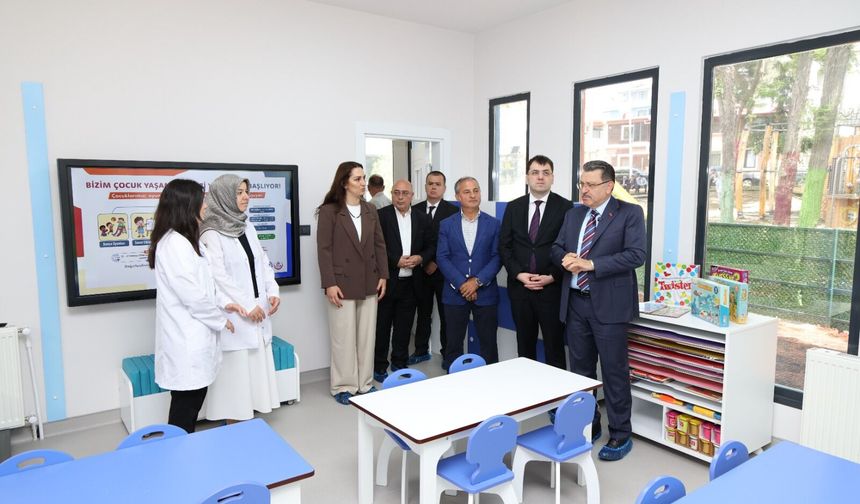 BAŞKAN KAYA, ÖZEL GEREKSİNİMLİ BİREYLERLE KAHVALTIDA BULUŞTU
