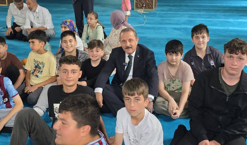 CAMİLER ÇOCUK SESLERİYLE ŞENLENDİ