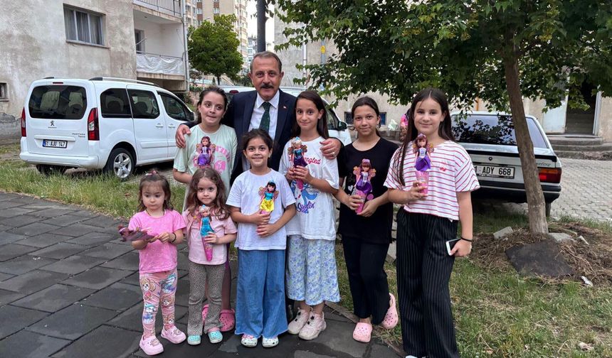 BAŞKAN KOÇAL: "YARINLARIN GÜVENCESİ ÇOCUKLARIMIZDIR"