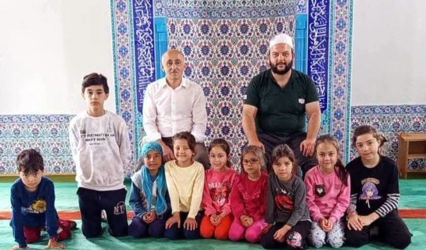 SİS DAĞI’NDA ÇOCUKLARIN KUR’AN SEVİNCİ