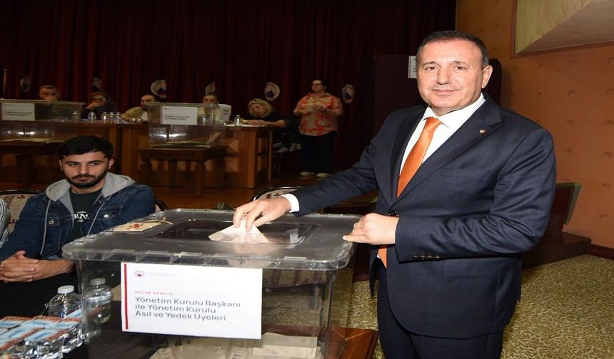 ÇELEBİ YENİDEN YÖNETİM KURULU BAŞKANI OLDU