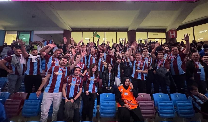 TÜRK DÜNYASI’NIN GENÇLERİ TRABZONSPOR COŞKUSUNA ORTAK OLDU