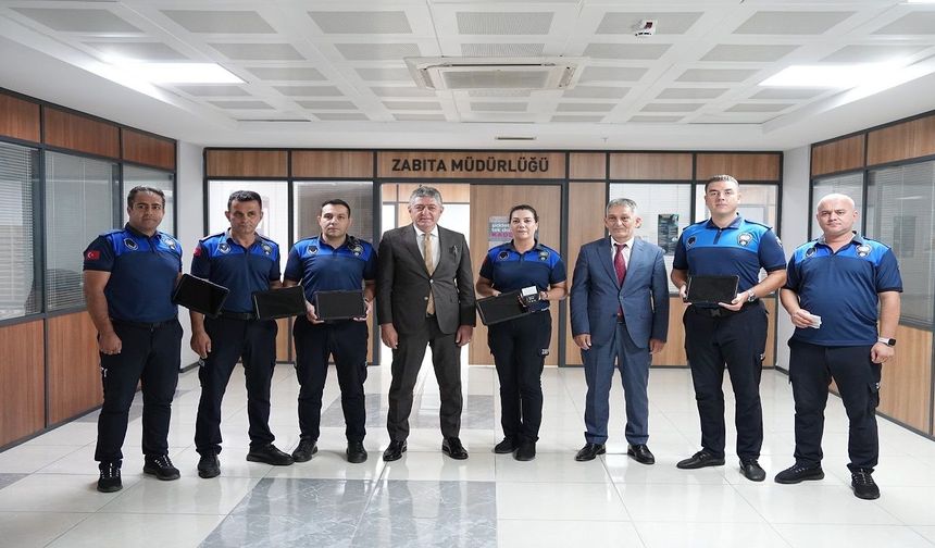 ORTAHİSAR’DA DİJİTAL DÖNÜŞÜM SÜRÜYOR: ZABITA İŞLEMLERİNDE TABLET DÖNEMİ BAŞLADI