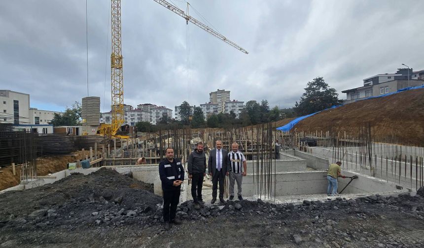VAKFIKEBİR ADALET SARAYI İNŞAATINDA İNCELEME: ÇALIŞMALAR TÜM HIZIYLA SÜRÜYOR