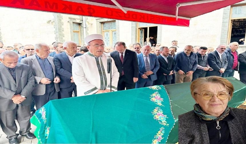 EĞİTİM ABİDESİ ZEHRA ÖĞRETMENİ EBEDİYETE UĞURLANDI
